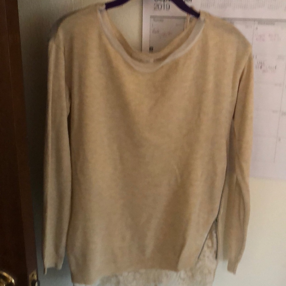 R D Style sweater